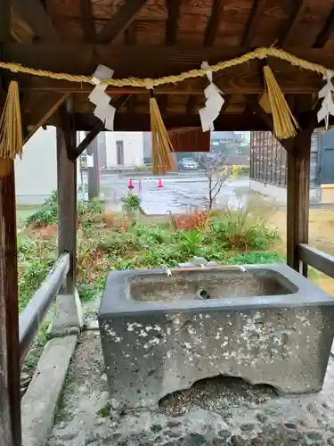 藤島神社の手水