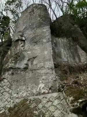 堂の下の岩観音の{uncategorized: "未分類", other: "その他", undefined: "問題あり", building: "その他建物", grave: "お墓", sacred_gate: "鳥居", guardian: "狛犬", statue: "像", buddha: "仏像", history: "歴史", nature: "自然", garden: "庭園", animal: "動物", pagoda: "塔", temizu: "手水舎", mountain_gate: "山門・神門", sanctuary: "本殿・本堂", subordinate: "末社・摂社", art: "芸術", scenery: "景色", jizo: "地蔵", ema: "絵馬", goshuin: "御朱印", omikuji: "おみくじ", items: "授与品その他", amulet: "お守り", goshuincho: "御朱印帳", eats: "食事", festival: "お祭り", votive_dance: "神楽", shichigosan: "七五三参", wedding: "結婚式", experience: "体験その他", initially: "初詣", around: "周辺", anti_infection: "感染症対策"}