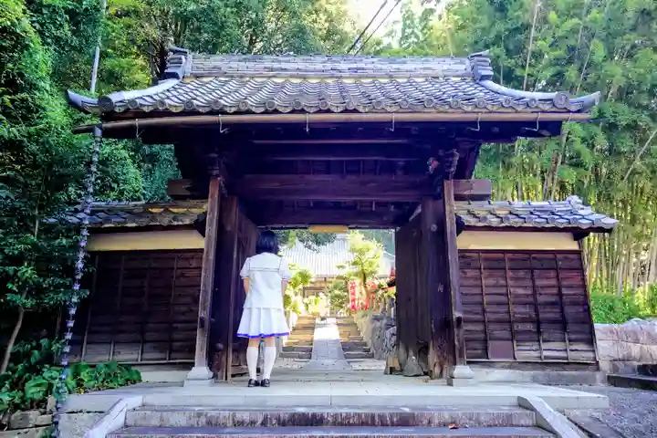 永泉寺の山門・神門