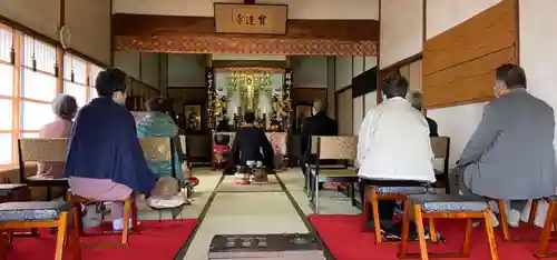 一条山宝蓮寺の本殿・本堂