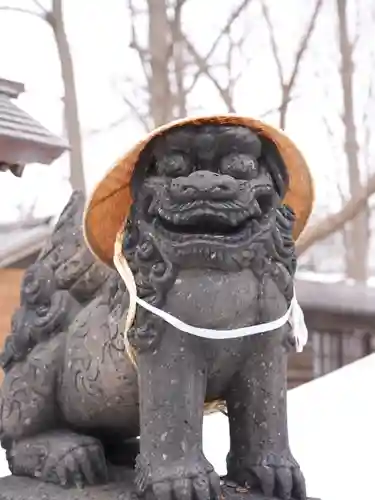 札幌諏訪神社の狛犬