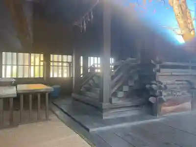 七本木神社の本殿・本堂