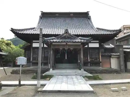 帆山寺の本殿・本堂