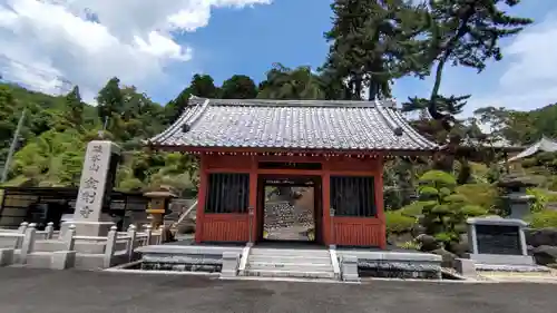 金剛寺の山門