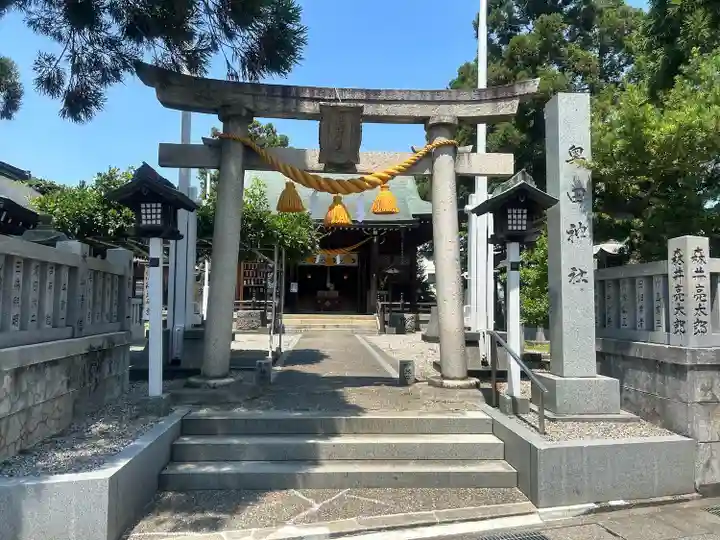 奥田神社の鳥居
