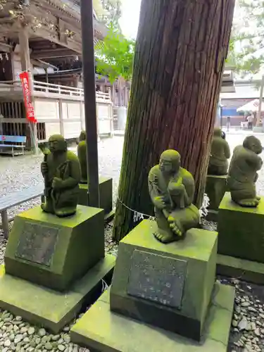 持寳院(多氣山不動尊)の像