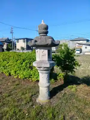 八幡神社の{uncategorized: "未分類", other: "その他", undefined: "問題あり", building: "その他建物", grave: "お墓", sacred_gate: "鳥居", guardian: "狛犬", statue: "像", buddha: "仏像", history: "歴史", nature: "自然", garden: "庭園", animal: "動物", pagoda: "塔", temizu: "手水舎", mountain_gate: "山門・神門", sanctuary: "本殿・本堂", subordinate: "末社・摂社", art: "芸術", scenery: "景色", jizo: "地蔵", ema: "絵馬", goshuin: "御朱印", omikuji: "おみくじ", items: "授与品その他", amulet: "お守り", goshuincho: "御朱印帳", eats: "食事", festival: "お祭り", votive_dance: "神楽", shichigosan: "七五三参", wedding: "結婚式", experience: "体験その他", initially: "初詣", around: "周辺", anti_infection: "感染症対策"}