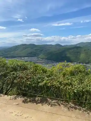 龍之口八幡宮の{uncategorized: "未分類", other: "その他", undefined: "問題あり", building: "その他建物", grave: "お墓", sacred_gate: "鳥居", guardian: "狛犬", statue: "像", buddha: "仏像", history: "歴史", nature: "自然", garden: "庭園", animal: "動物", pagoda: "塔", temizu: "手水舎", mountain_gate: "山門・神門", sanctuary: "本殿・本堂", subordinate: "末社・摂社", art: "芸術", scenery: "景色", jizo: "地蔵", ema: "絵馬", goshuin: "御朱印", omikuji: "おみくじ", items: "授与品その他", amulet: "お守り", goshuincho: "御朱印帳", eats: "食事", festival: "お祭り", votive_dance: "神楽", shichigosan: "七五三参", wedding: "結婚式", experience: "体験その他", initially: "初詣", around: "周辺", anti_infection: "感染症対策"}
