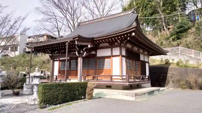 東光寺の本殿