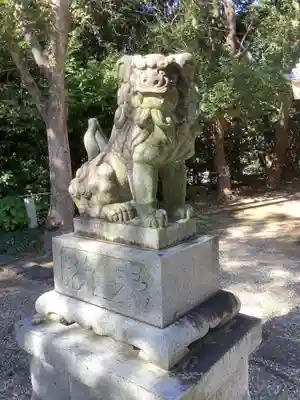 和爾良神社（猪子石原）の狛犬