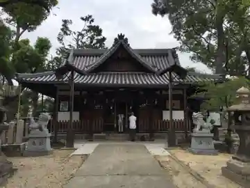 鴨高田神社の本殿・本堂
