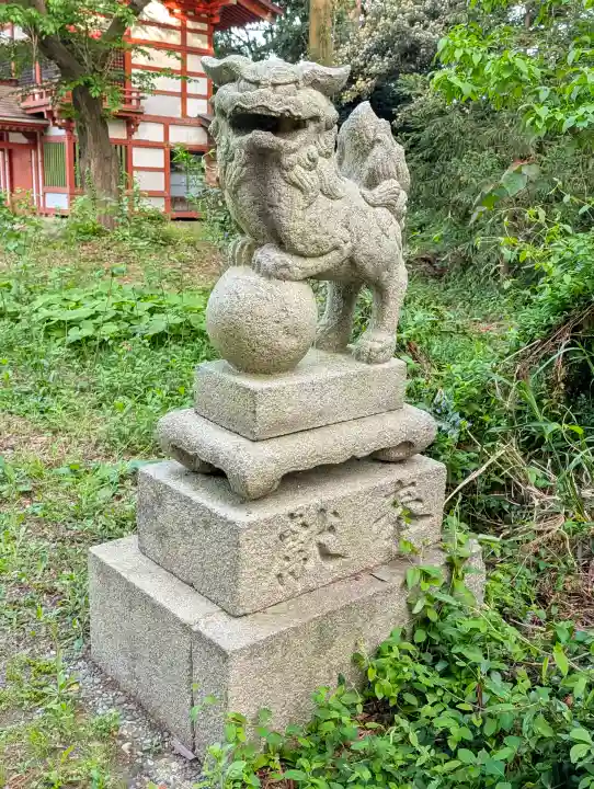 天津神社の{uncategorized: "未分類", other: "その他", undefined: "問題あり", building: "その他建物", grave: "お墓", sacred_gate: "鳥居", guardian: "狛犬", statue: "像", buddha: "仏像", history: "歴史", nature: "自然", garden: "庭園", animal: "動物", pagoda: "塔", temizu: "手水舎", mountain_gate: "山門・神門", sanctuary: "本殿・本堂", subordinate: "末社・摂社", art: "芸術", scenery: "景色", jizo: "地蔵", ema: "絵馬", goshuin: "御朱印", omikuji: "おみくじ", items: "授与品その他", amulet: "お守り", goshuincho: "御朱印帳", eats: "食事", festival: "お祭り", votive_dance: "神楽", shichigosan: "七五三参", wedding: "結婚式", experience: "体験その他", initially: "初詣", around: "周辺", anti_infection: "感染症対策"}