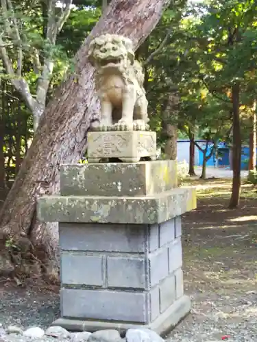 栗沢神社の狛犬