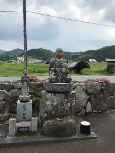 泉龍寺の仏像