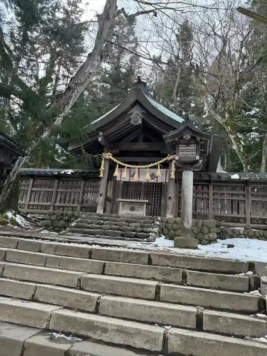 諏訪大社上社前宮(長野県)