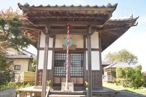 円照寺の本殿