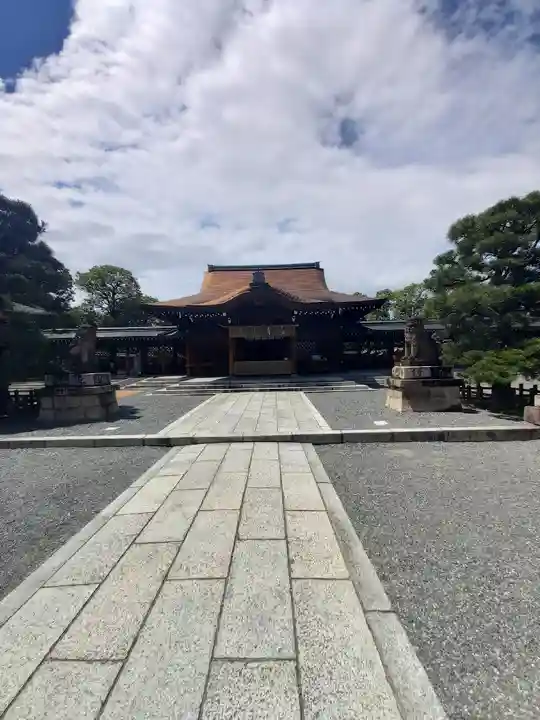 城南宮の本殿・本堂