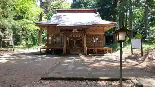 白河神社の本殿・本堂
