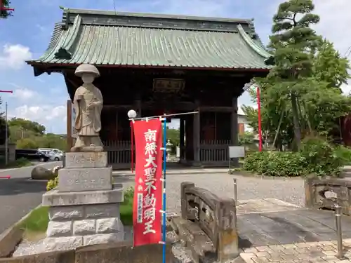 大聖寺の山門