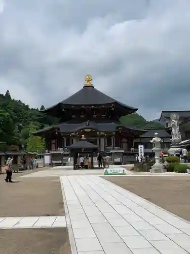 西方寺の本殿・本堂
