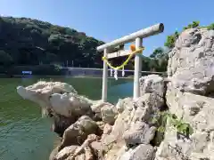 猪鼻湖神社(静岡県)