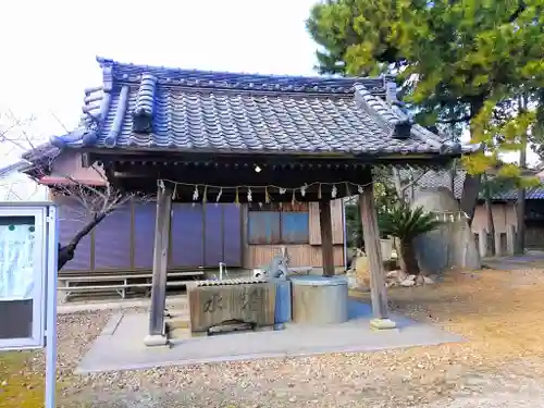 神明社（道場山神明社）の手水舎
