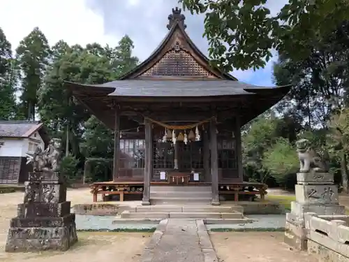 嵐山瀧神社の本殿