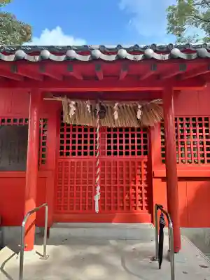少童神社の{uncategorized: "未分類", other: "その他", undefined: "問題あり", building: "その他建物", grave: "お墓", sacred_gate: "鳥居", guardian: "狛犬", statue: "像", buddha: "仏像", history: "歴史", nature: "自然", garden: "庭園", animal: "動物", pagoda: "塔", temizu: "手水舎", mountain_gate: "山門・神門", sanctuary: "本殿・本堂", subordinate: "末社・摂社", art: "芸術", scenery: "景色", jizo: "地蔵", ema: "絵馬", goshuin: "御朱印", omikuji: "おみくじ", items: "授与品その他", amulet: "お守り", goshuincho: "御朱印帳", eats: "食事", festival: "お祭り", votive_dance: "神楽", shichigosan: "七五三参", wedding: "結婚式", experience: "体験その他", initially: "初詣", around: "周辺", anti_infection: "感染症対策"}