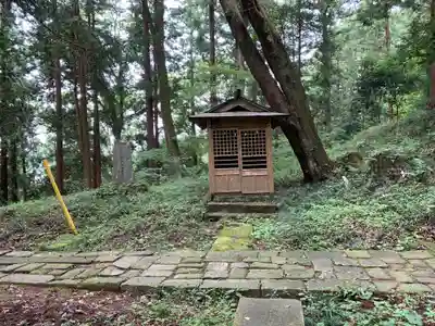静神社の末社・摂社