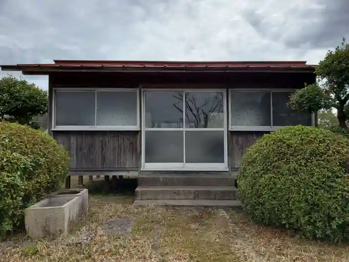 八柱神社の本殿・本堂