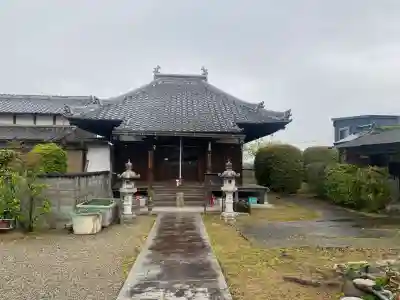 与楽寺の{uncategorized: "未分類", other: "その他", undefined: "問題あり", building: "その他建物", grave: "お墓", sacred_gate: "鳥居", guardian: "狛犬", statue: "像", buddha: "仏像", history: "歴史", nature: "自然", garden: "庭園", animal: "動物", pagoda: "塔", temizu: "手水舎", mountain_gate: "山門・神門", sanctuary: "本殿・本堂", subordinate: "末社・摂社", art: "芸術", scenery: "景色", jizo: "地蔵", ema: "絵馬", goshuin: "御朱印", omikuji: "おみくじ", items: "授与品その他", amulet: "お守り", goshuincho: "御朱印帳", eats: "食事", festival: "お祭り", votive_dance: "神楽", shichigosan: "七五三参", wedding: "結婚式", experience: "体験その他", initially: "初詣", around: "周辺", anti_infection: "感染症対策"}