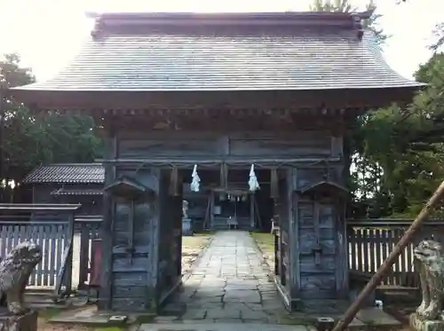 大神山神社本宮の山門