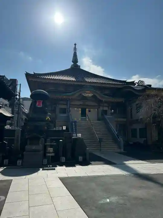 眞性寺の{uncategorized: "未分類", other: "その他", undefined: "問題あり", building: "その他建物", grave: "お墓", sacred_gate: "鳥居", guardian: "狛犬", statue: "像", buddha: "仏像", history: "歴史", nature: "自然", garden: "庭園", animal: "動物", pagoda: "塔", temizu: "手水舎", mountain_gate: "山門・神門", sanctuary: "本殿・本堂", subordinate: "末社・摂社", art: "芸術", scenery: "景色", jizo: "地蔵", ema: "絵馬", goshuin: "御朱印", omikuji: "おみくじ", items: "授与品その他", amulet: "お守り", goshuincho: "御朱印帳", eats: "食事", festival: "お祭り", votive_dance: "神楽", shichigosan: "七五三参", wedding: "結婚式", experience: "体験その他", initially: "初詣", around: "周辺", anti_infection: "感染症対策"}