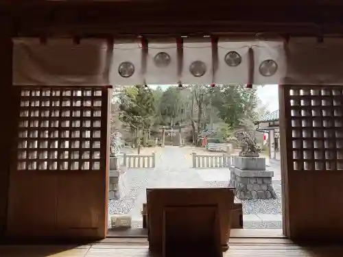八幡神社松平東照宮の{uncategorized: "未分類", other: "その他", undefined: "問題あり", building: "その他建物", grave: "お墓", sacred_gate: "鳥居", guardian: "狛犬", statue: "像", buddha: "仏像", history: "歴史", nature: "自然", garden: "庭園", animal: "動物", pagoda: "塔", temizu: "手水舎", mountain_gate: "山門・神門", sanctuary: "本殿・本堂", subordinate: "末社・摂社", art: "芸術", scenery: "景色", jizo: "地蔵", ema: "絵馬", goshuin: "御朱印", omikuji: "おみくじ", items: "授与品その他", amulet: "お守り", goshuincho: "御朱印帳", eats: "食事", festival: "お祭り", votive_dance: "神楽", shichigosan: "七五三参", wedding: "結婚式", experience: "体験その他", initially: "初詣", around: "周辺", anti_infection: "感染症対策"}