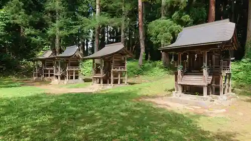 土津神社｜こどもと出世の神さまの末社