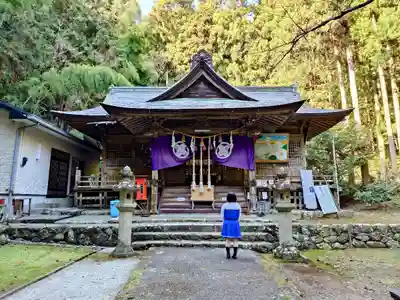 仁井田神社の本殿・本堂