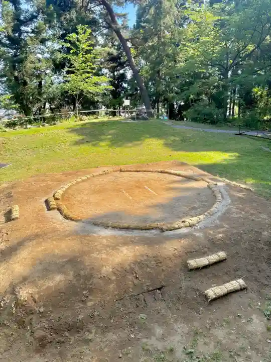蚊里田八幡宮の{uncategorized: "未分類", other: "その他", undefined: "問題あり", building: "その他建物", grave: "お墓", sacred_gate: "鳥居", guardian: "狛犬", statue: "像", buddha: "仏像", history: "歴史", nature: "自然", garden: "庭園", animal: "動物", pagoda: "塔", temizu: "手水舎", mountain_gate: "山門・神門", sanctuary: "本殿・本堂", subordinate: "末社・摂社", art: "芸術", scenery: "景色", jizo: "地蔵", ema: "絵馬", goshuin: "御朱印", omikuji: "おみくじ", items: "授与品その他", amulet: "お守り", goshuincho: "御朱印帳", eats: "食事", festival: "お祭り", votive_dance: "神楽", shichigosan: "七五三参", wedding: "結婚式", experience: "体験その他", initially: "初詣", around: "周辺", anti_infection: "感染症対策"}
