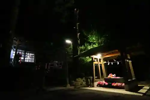 高司神社〜むすびの神の鎮まる社〜の手水舎