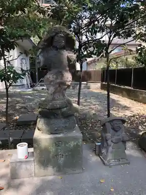 荒田八幡宮の像