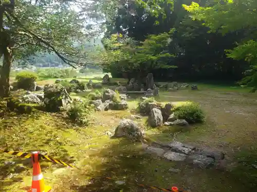 興聖寺の庭園