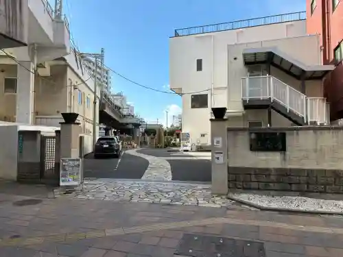 延命寺の{uncategorized: "未分類", other: "その他", undefined: "問題あり", building: "その他建物", grave: "お墓", sacred_gate: "鳥居", guardian: "狛犬", statue: "像", buddha: "仏像", history: "歴史", nature: "自然", garden: "庭園", animal: "動物", pagoda: "塔", temizu: "手水舎", mountain_gate: "山門・神門", sanctuary: "本殿・本堂", subordinate: "末社・摂社", art: "芸術", scenery: "景色", jizo: "地蔵", ema: "絵馬", goshuin: "御朱印", omikuji: "おみくじ", items: "授与品その他", amulet: "お守り", goshuincho: "御朱印帳", eats: "食事", festival: "お祭り", votive_dance: "神楽", shichigosan: "七五三参", wedding: "結婚式", experience: "体験その他", initially: "初詣", around: "周辺", anti_infection: "感染症対策"}