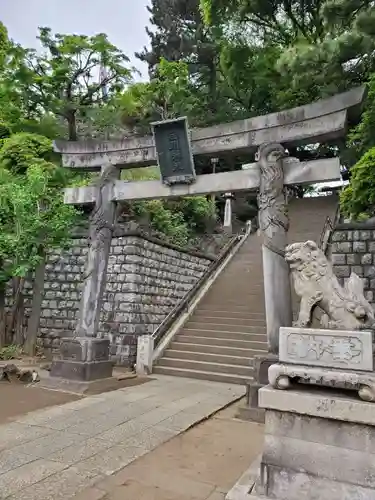 品川神社の鳥居