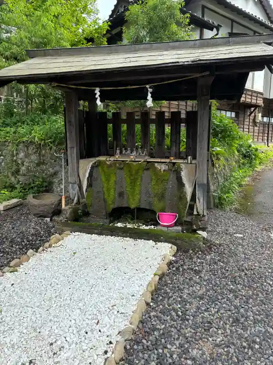 山家神社の手水舎