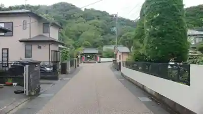 願成就院の山門・神門