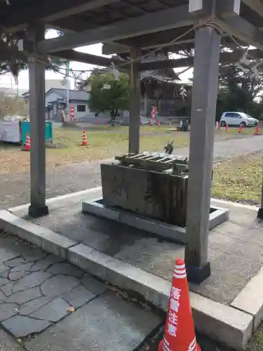 諏訪神社の手水