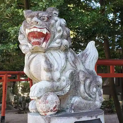 鵜川原神社の狛犬