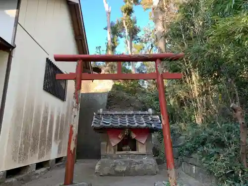 海南刀切神社の末社