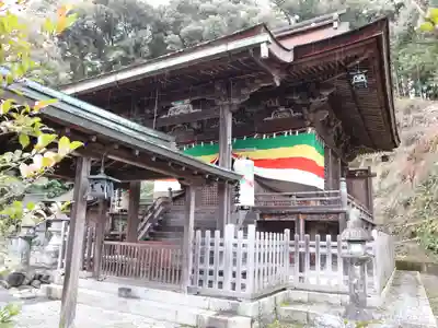 三輪神社の本殿・本堂