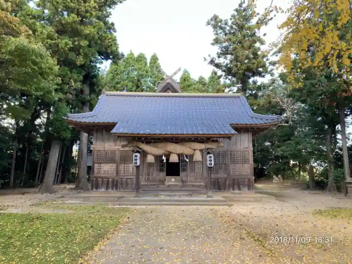 六所神社の本殿・本堂