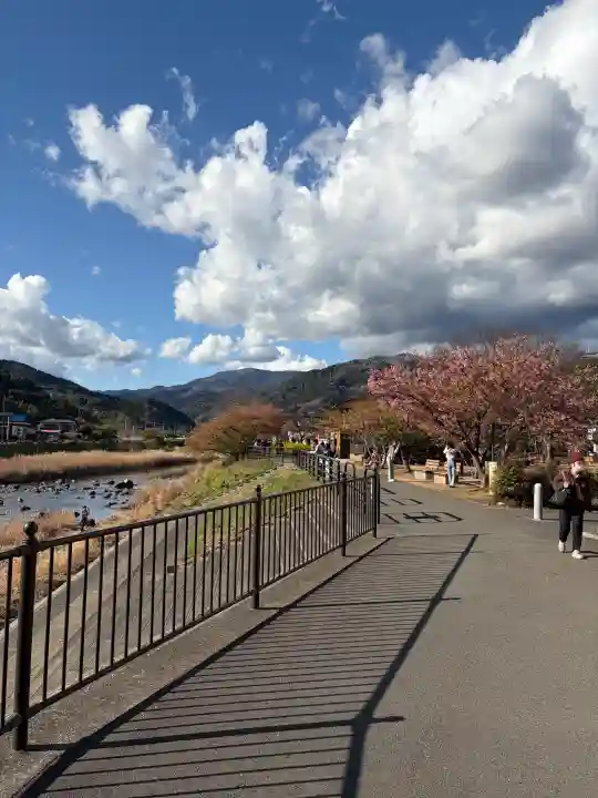 かっぱの寺 栖足寺の{uncategorized: "未分類", other: "その他", undefined: "問題あり", building: "その他建物", grave: "お墓", sacred_gate: "鳥居", guardian: "狛犬", statue: "像", buddha: "仏像", history: "歴史", nature: "自然", garden: "庭園", animal: "動物", pagoda: "塔", temizu: "手水舎", mountain_gate: "山門・神門", sanctuary: "本殿・本堂", subordinate: "末社・摂社", art: "芸術", scenery: "景色", jizo: "地蔵", ema: "絵馬", goshuin: "御朱印", omikuji: "おみくじ", items: "授与品その他", amulet: "お守り", goshuincho: "御朱印帳", eats: "食事", festival: "お祭り", votive_dance: "神楽", shichigosan: "七五三参", wedding: "結婚式", experience: "体験その他", initially: "初詣", around: "周辺", anti_infection: "感染症対策"}